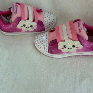 Skechers Pink and Purple Kids Sneakers New In a Box !!!